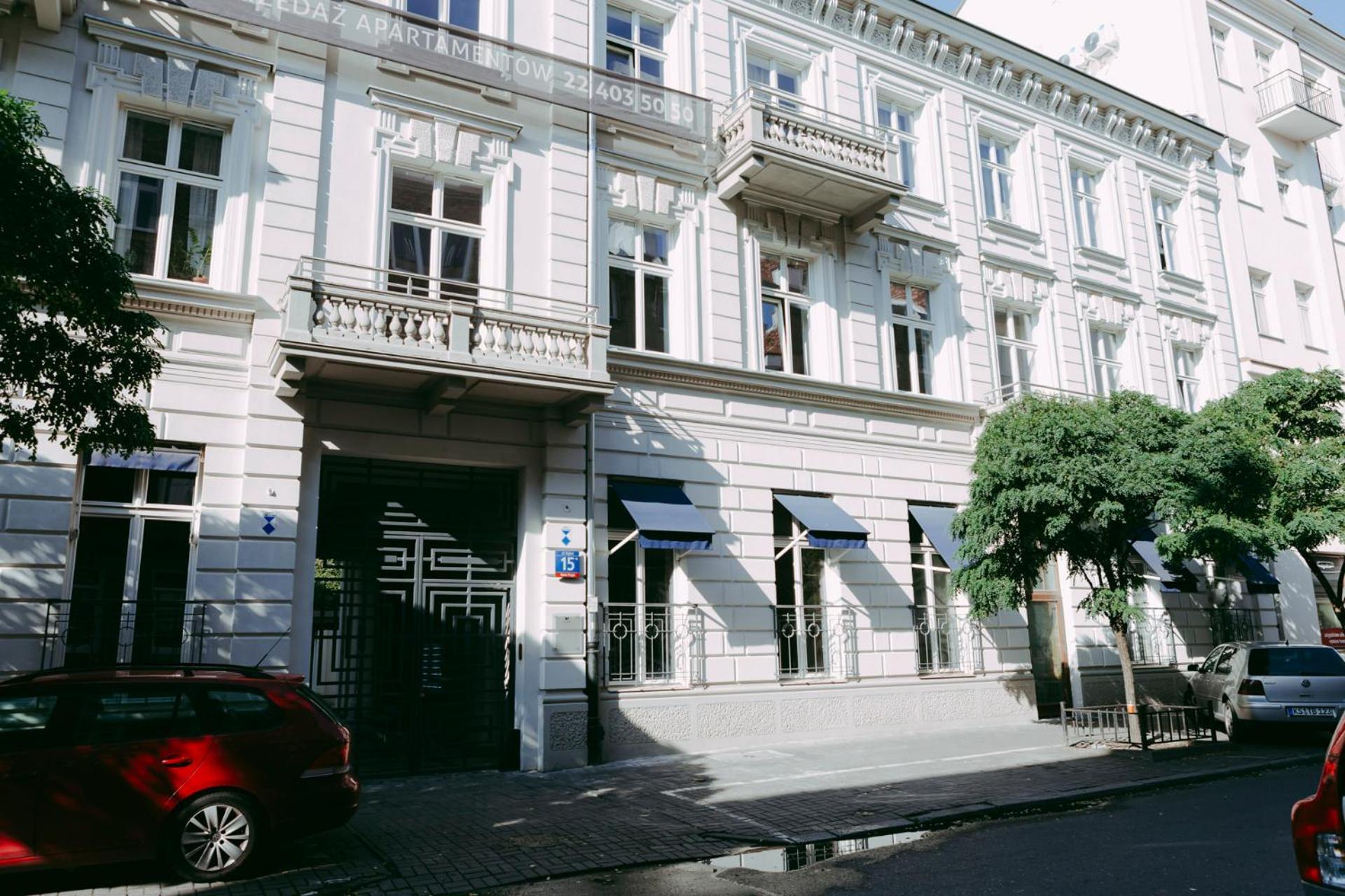 French Touch: Romantyczny Apartament W Kamienicy ワルシャワ エクステリア 写真