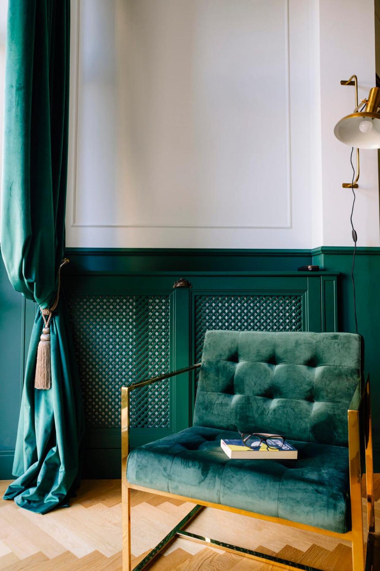 French Touch: Romantyczny Apartament W Kamienicy ワルシャワ エクステリア 写真